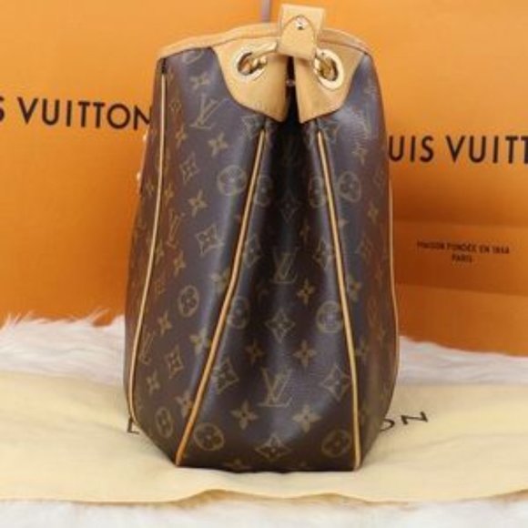 💎RARE💎 Authentic Galleria PM - Picture 4 of 16